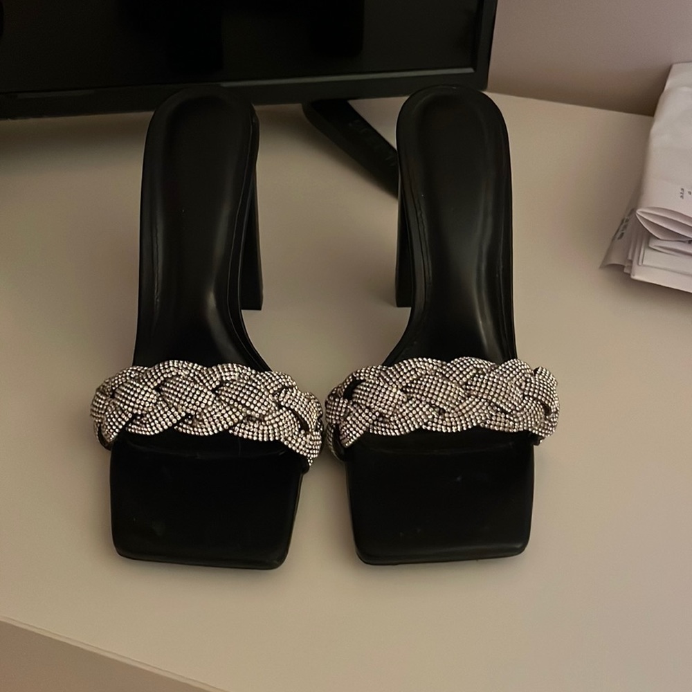 Fun black heels!